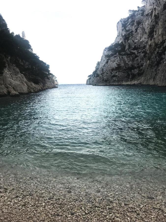 Le Sept Charmant Studio Aux Portes Des Calanques Cassis Buitenkant foto