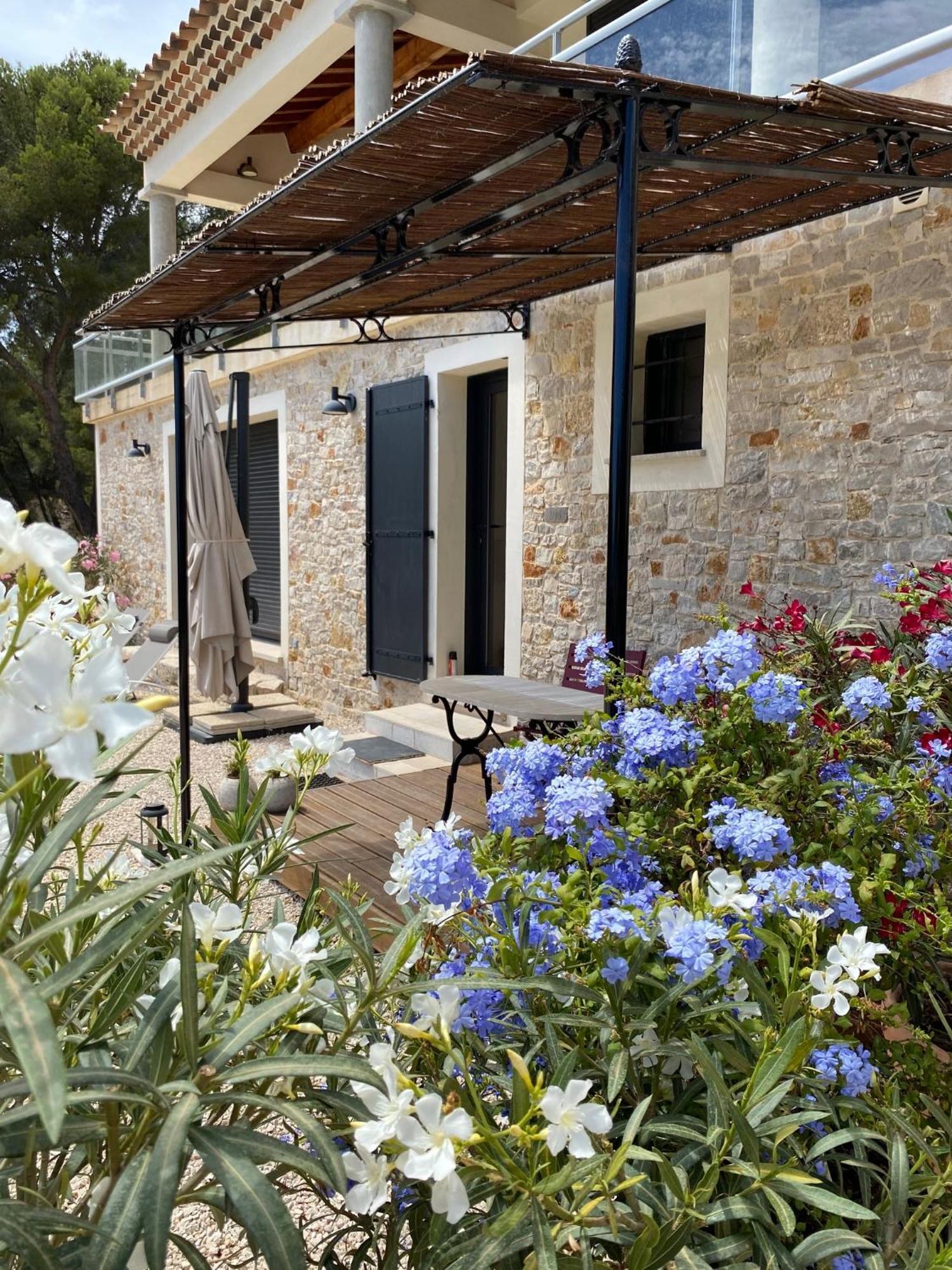 Le Sept Charmant Studio Aux Portes Des Calanques Cassis Buitenkant foto